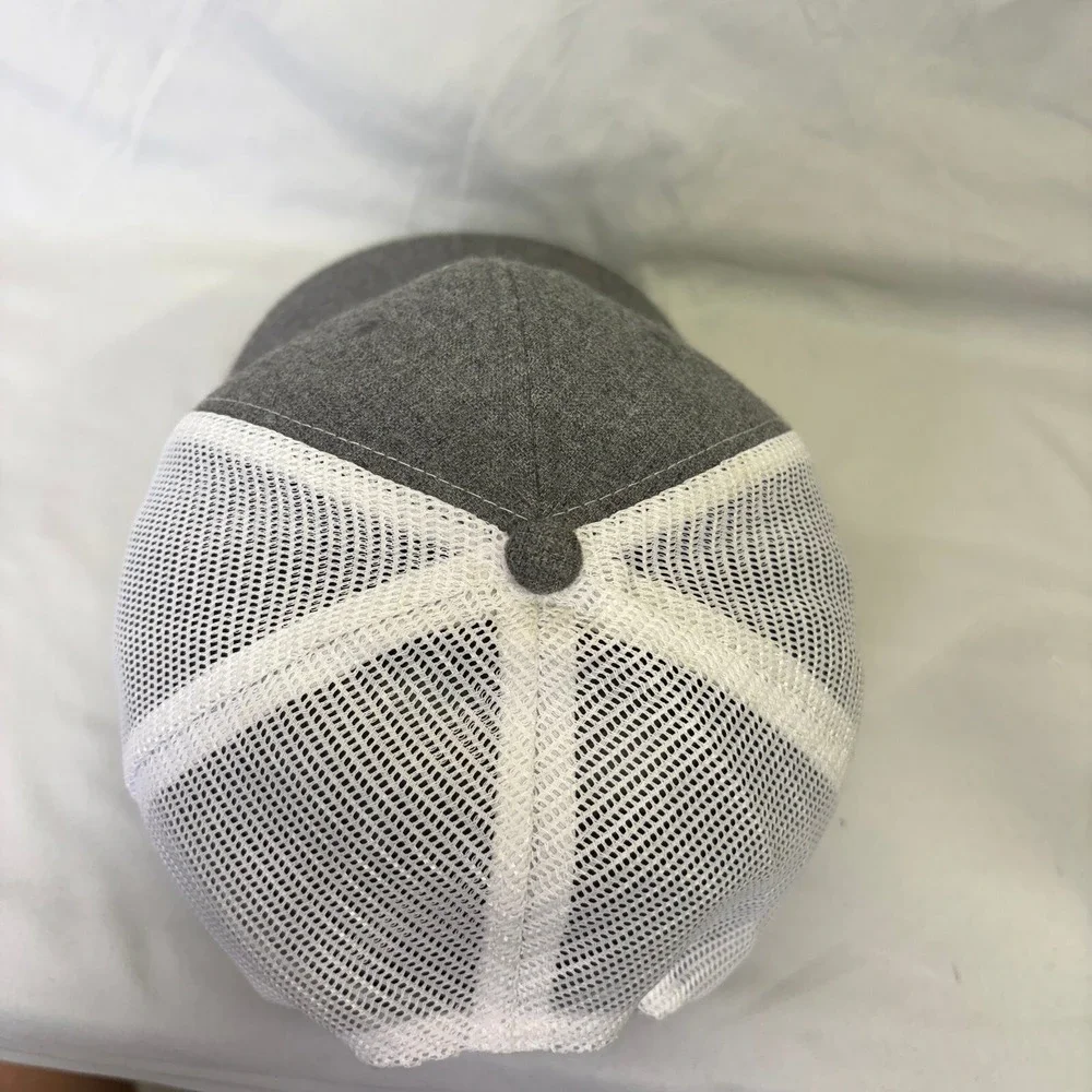 Go Golf Classic Trucker Hat Men OSFM Grey White Snapback Mesh Cap
